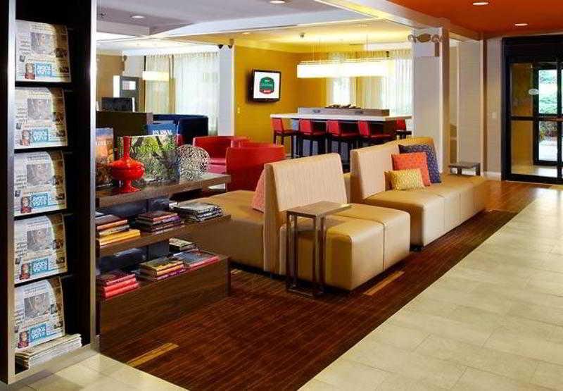 Courtyard By Marriott Tulsa Central Ngoại thất bức ảnh