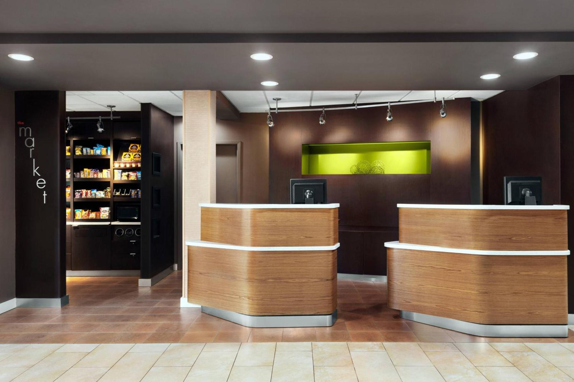 Courtyard By Marriott Tulsa Central Ngoại thất bức ảnh