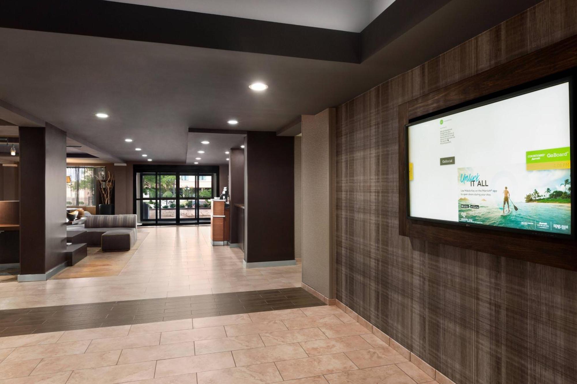 Courtyard By Marriott Tulsa Central Ngoại thất bức ảnh